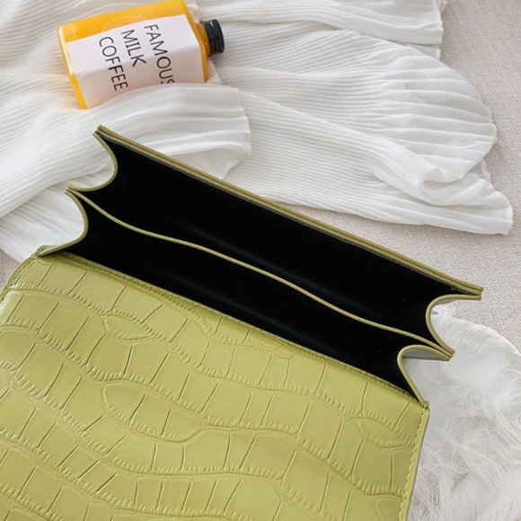 Leather Crossbody & Shoulder Bag - Picture 6 of 7